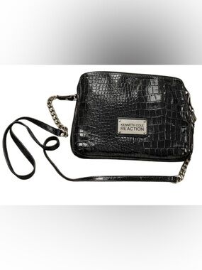 Kenneth Cole Reaction Croc‑Embossed Shoulder Bag – Sleek & Versatile